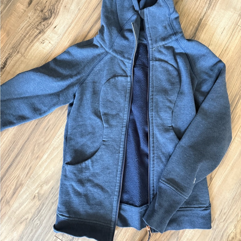 navy lululemon scuba